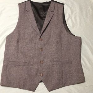 Like new vest